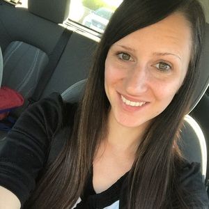 Meet your Posher, Brenna